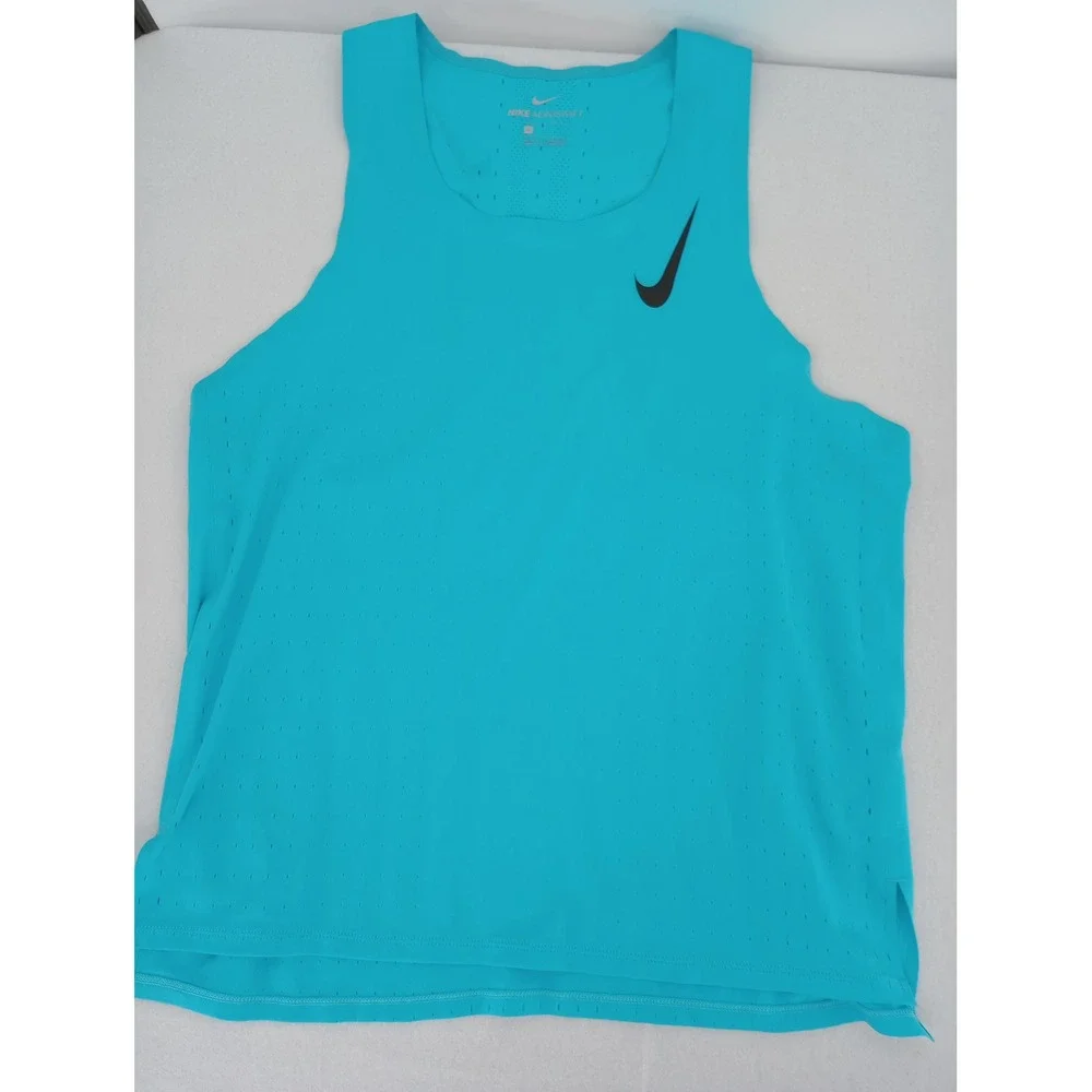 Nike aeroswift tank